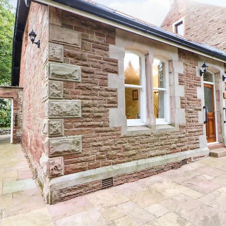 Holiday home Holly *