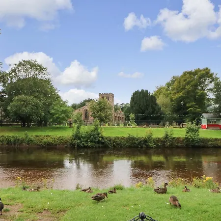 Holly * Appleby-in-Westmorland