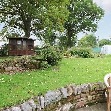 Holiday home Holly *